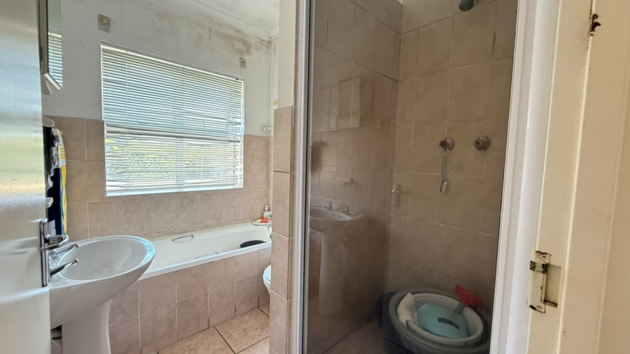 2 Bedroom Property for Sale in Parklands Western Cape